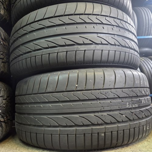 Комплект шин 305 40 R20 Bridgestone Dueler H/P sport NO 22г. Остаток 5.4мм перед 275 45 R20 5мм