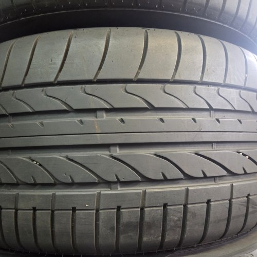Комплект шин 305 40 R20 Bridgestone Dueler H/P sport NO 22г. Остаток 5.4мм перед 275 45 R20 5мм
