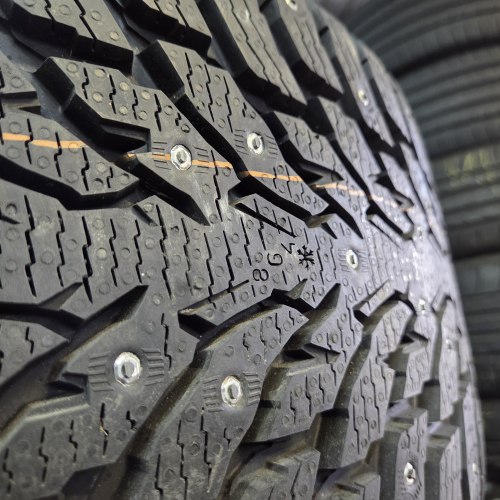 Комплект шин 275 50 R20 Nokian Hakkapeliitta 9 SUV 21г.99.9%остаток