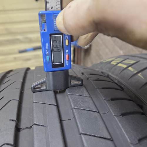 Пара шин 235 45 R21 Pirelli Scorpion elect AO 20-21г. Остаток 6.6мм 90%