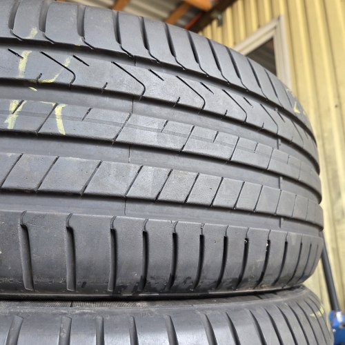 Пара шин 235 45 R21 Pirelli Scorpion elect AO 20-21г. Остаток 6.6мм 90%