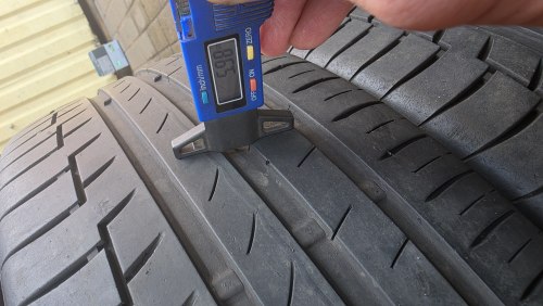 Комплект шин 225 45 r18 Continental PremiumContact 6 17. 6mm 85%остаток