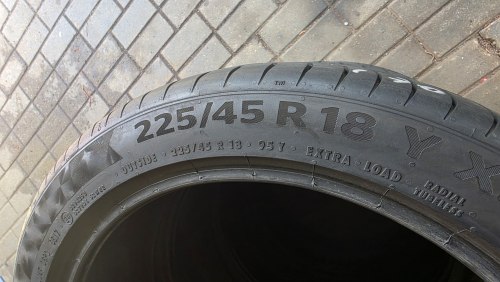 Комплект шин 225 45 r18 Continental PremiumContact 6 17. 6mm 85%остаток