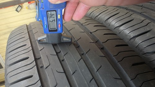 Пара шин 235 45 r18 Continental EcoContact 6 ContiSeal 5.5mm 4919 95%остаток