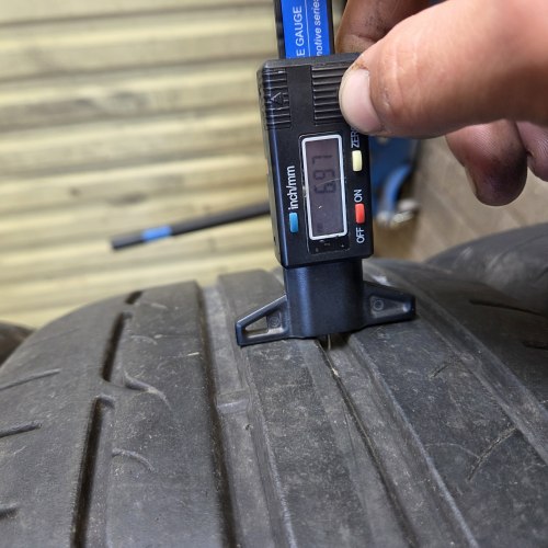 Комплект шин 225 45 r19 Dunlop Sportmaxx rt 6.9-6.4mm б/г 90%остаток