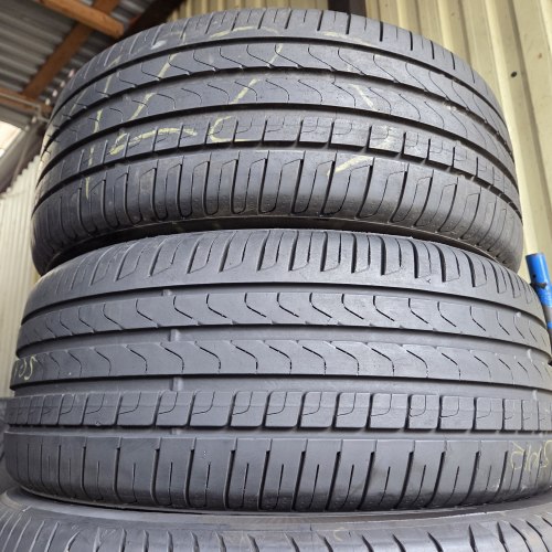 Пара шин 235 40 R19 Pirelli Cinturato P7 19г. seal остаток 6.5мм