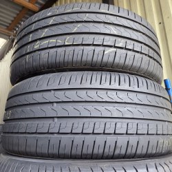 Пара шин 235 40 R19 Pirelli Cinturato P7 19г. seal остаток 6.5мм