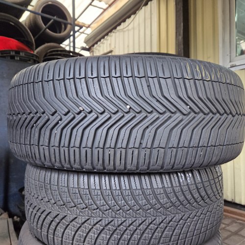 235 55 R18 Michelin Cross climate suv 20г. Остаток 90% 6.5мм