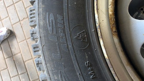 Пара шин 195 65 r16c Michelin Agilis alpin 8mm 95%остаток 22г.