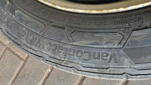 Пара шин 195 65 r16c Continental VanContactWinter 8mm 90%остаток