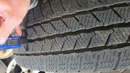 Пара шин 195 65 r16c Continental VanContactWinter 8mm 90%остаток