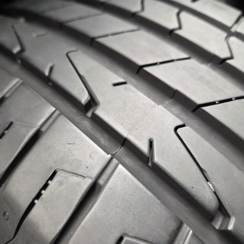 Комплект шин 215 65 R17 Hankook Ventus prime 3X 24г. Остаток 6.9-6.3мм 95%остаток