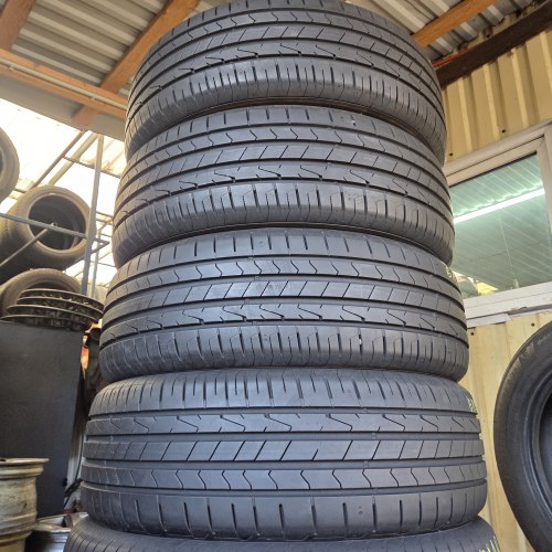 Комплект шин 215 65 R17 Hankook Ventus prime 3X 24г. Остаток 6.9-6.3мм 95%остаток