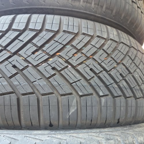 Пара шин 205 55 R16 Continental All Season Contact 2 25г. Остаток 99%