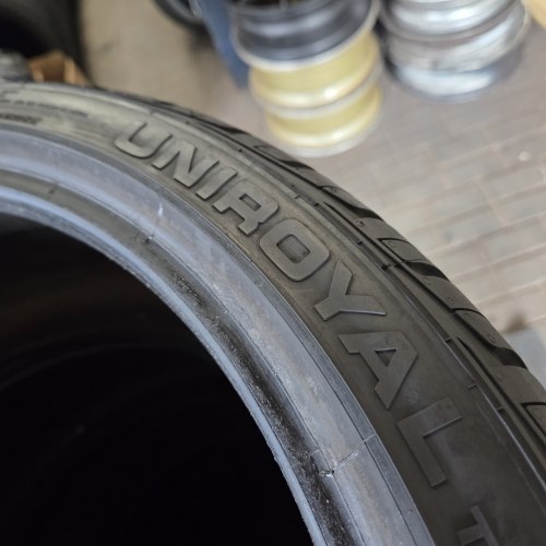 Пара шин 235 35 r19 Uniroyal Rain Sport 2 остаток 8мм 99%