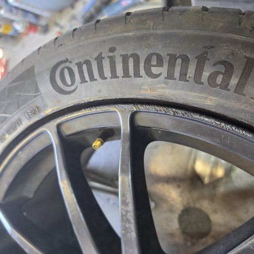 245 45 r18 Continental Premium Contact 7 ev 16.23 96Y. 95%остаток. Корд. Латочка. Грыжи нет