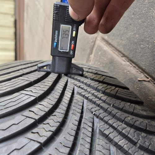 Комплект шин 215 65 r16 Michelin Alpin 5 б/г остаток 7.3-7.5мм 98%