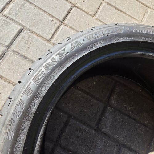 Пара шин 255 40 r18 Bridgestone Potenza s001 ☆ rsc 95Y остаток 6мм 90%