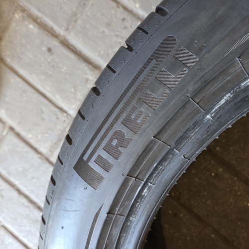 245 45 r19 Pirelli P zero MOE pz4 RUN FLAT 25г. Остаток 95% 6мм