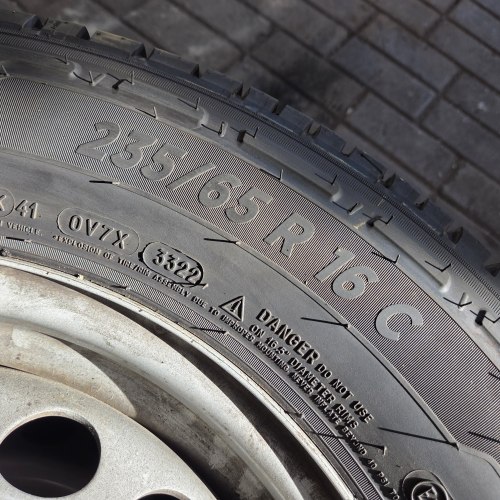 Пара шин 235 65 r16c Michelin Agilis 3 121/119R 113/115R