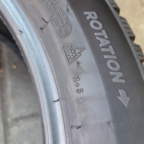 Пара шин 235 50 R19 Michelin Cross climate 2 SUV 24г. Остаток 6.2мм