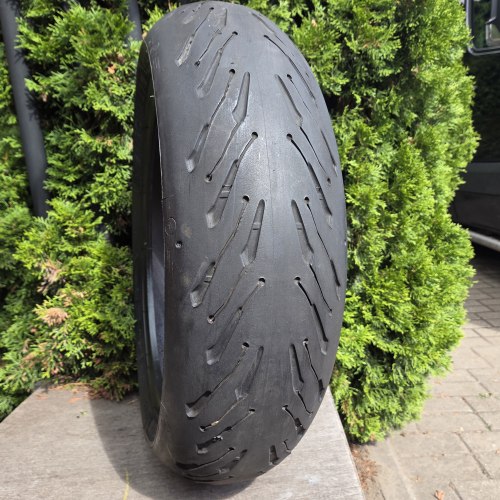 180 55 R17 Michelin Road 5 2CT+ 29.24г остаток 85%
