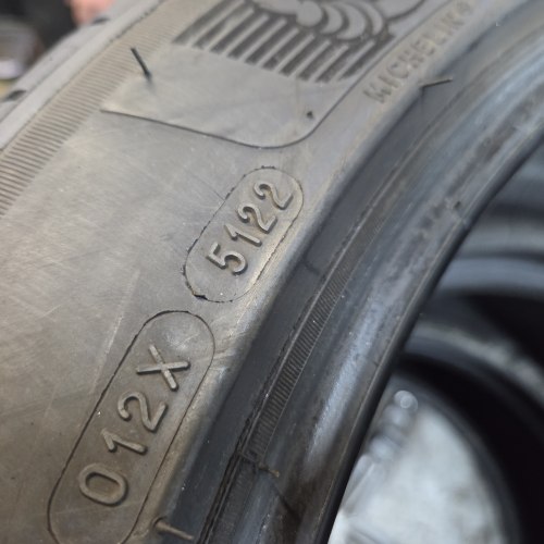 Комплект шин 245 45 R19 Michelin Pilot spot 4 AO 22г-25г остаток 5.8-6мм