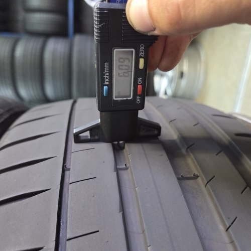 Комплект шин 245 45 R19 Michelin Pilot spot 4 AO 22г-25г остаток 5.8-6мм
