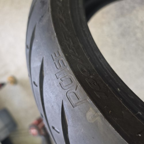 180 55 r17 Metzeler Roadtec tm 01SE 4624г 90%остаток