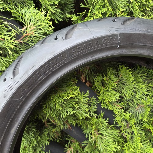 120 70 R17 Michelin Road 6 GT 2CT+ 34.23н остаток 95%