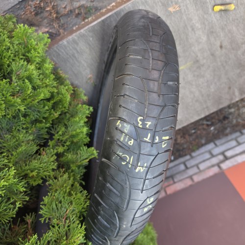 120 70 r17 Michelin Pilot road 4 3623g. 85%остаток