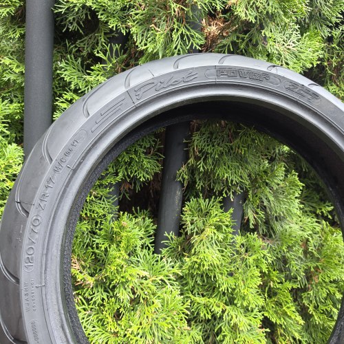 120 70 r17 Michelin Pilot power 2ct 95%остаток 20г.