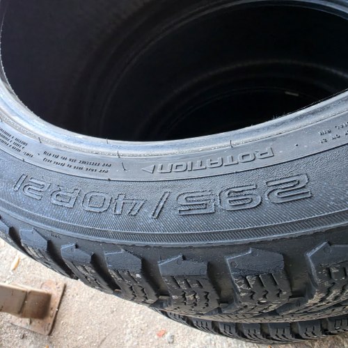 Комплект шин 295 40 r21 Nokian Hakkapeliitta 9suv 17g 7mm