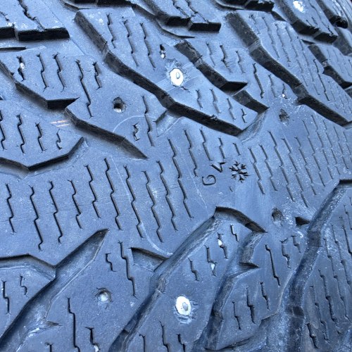 Комплект шин 295 40 r21 Nokian Hakkapeliitta 9suv 17g 7mm