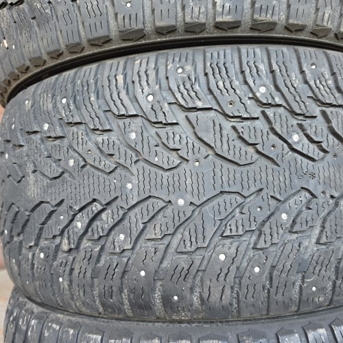 Комплект шин 295 40 r21 Nokian Hakkapeliitta 9suv 17g 7mm