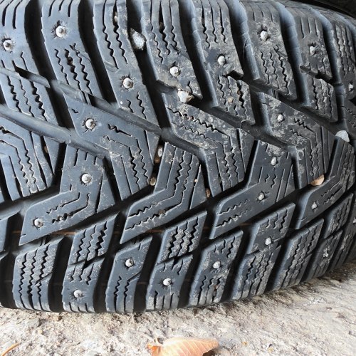 Комплект шин 205 55 R16 Hankook Winter i pike RS2 18г. Остаток 85-90%