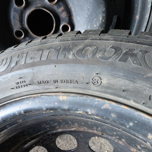 Комплект шин 205 55 R16 Hankook Winter i pike RS2 18г. Остаток 85-90%