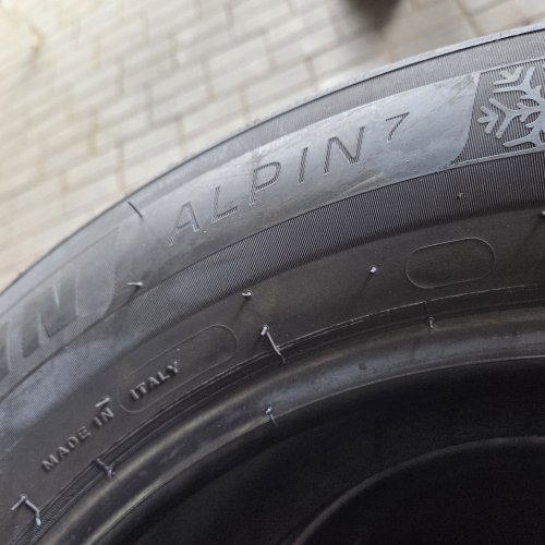 Пара шин 215 60 R16 Michelin Alpin 7 остаток 98% 4224г