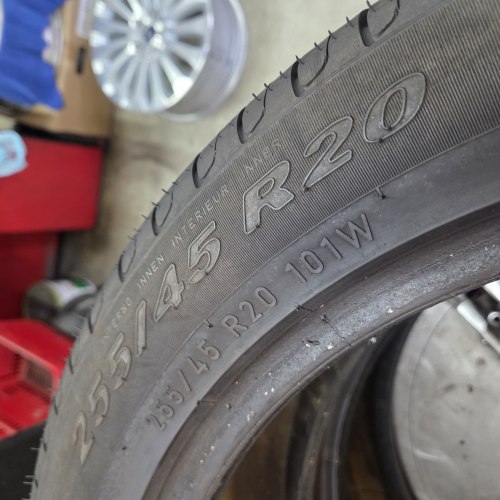 Пара шин 255 45 R20 Pirelli Scorpion Verde Run Flat MOE б/г остаток 6.2мм