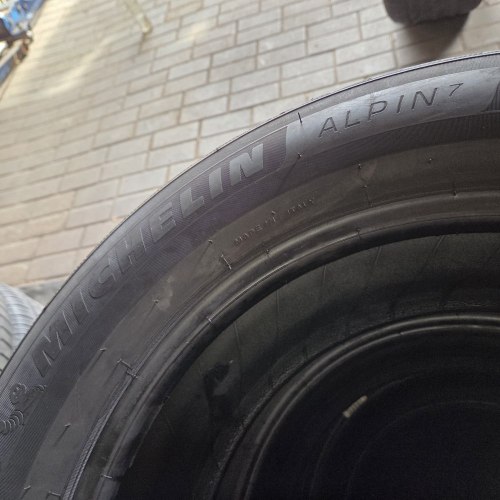 Пара шин 215 60 R16 Michelin Alpin 7 остаток 98% 4224г
