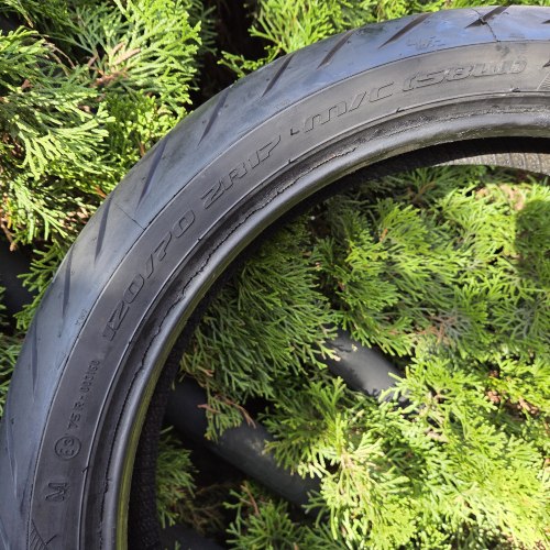 120 70 R17 Metzeler Roadtec z8 interact M остаток 99% 0321г.