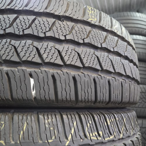 Пара шин 215 65 R16C Continental Van Contact Winter Остаток 7.4мм