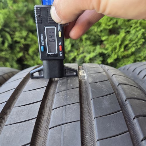 Комплект шин 205 55 R17 Michelin Primacy 4 MO 23г остаток 95% 6.6-6.4мм