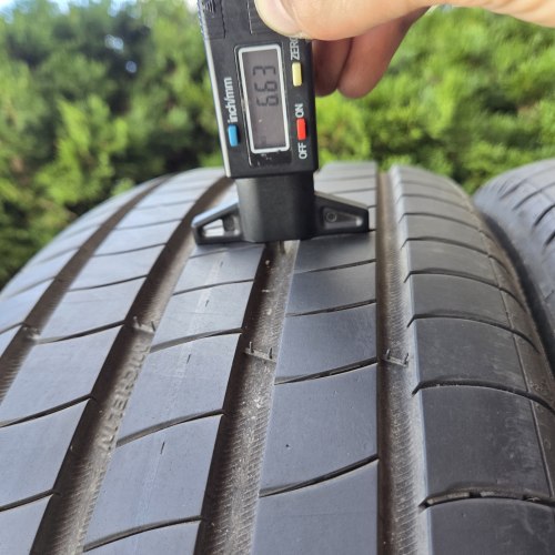 Комплект шин 205 55 R17 Michelin Primacy 4 MO 23г остаток 95% 6.6-6.4мм