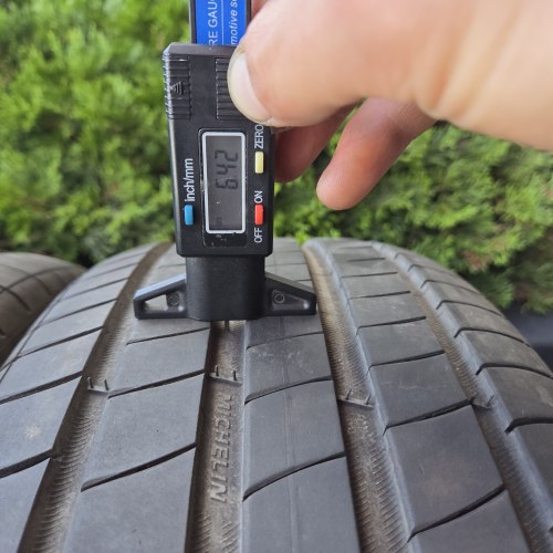 Комплект шин 205 55 R17 Michelin Primacy 4 MO 23г остаток 95% 6.6-6.4мм
