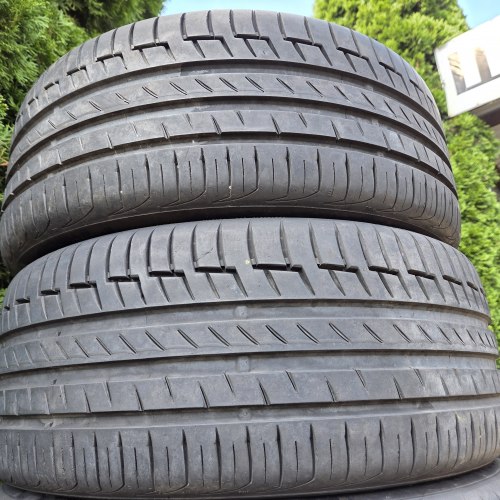 Комплект шин 225 45 r17 Continental PremiumContact 6 б/г Остаток 95% 7мм