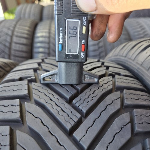 Комплект шин 205 60 R16 Michelin Alpin 6 23г. Остаток 97% 7.6мм