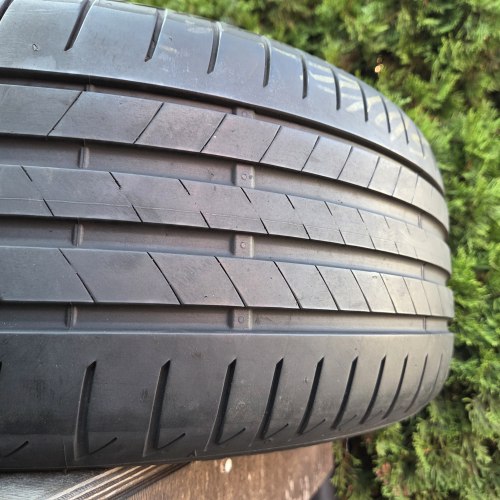 225 45 R18 Bridgestone Turanza T005 ☆ 47.21г. Остаток 5.6мм