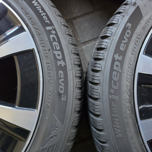 Комплект шин 245 45 r18 Hankook Winter icept evo 3 21г. Перед Остаток 6.5-7.5мм зад 275 40 r18 остаток 6мм можно с дисками