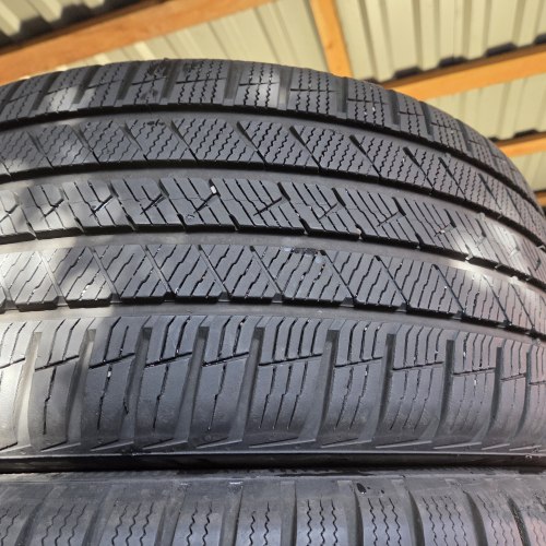 Пара шин 255 45 R19 Vredestein Quatrac pro + giugiaro design 26г. Остаток 7.5мм